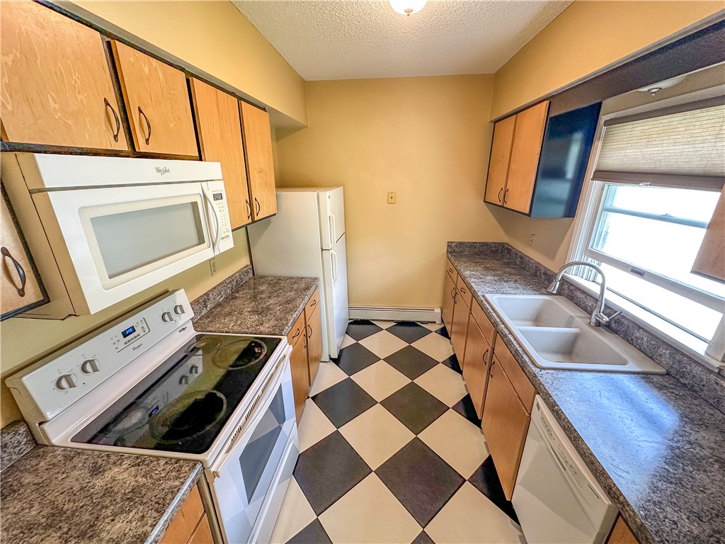 113 Comfort Street, Unit 6 Rochester, NY 14620 - Photo 5 of 16