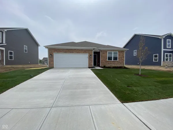 $2,150 | 1861 Fairmount Drive, Greenfield, IN 46140