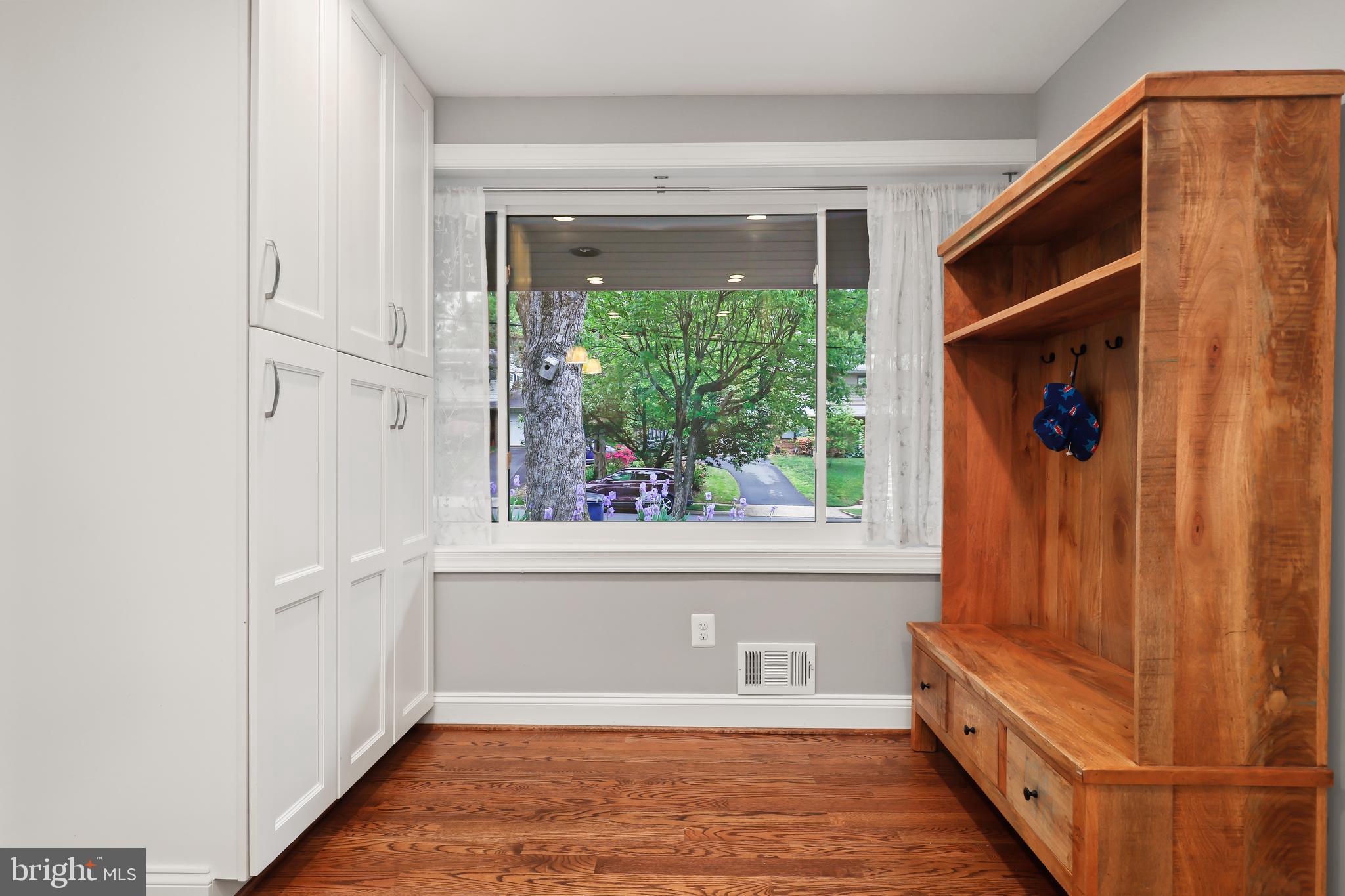 6833 Lemon Road McLean, VA 22101 - Photo 17 of 54 Gallery Image 17