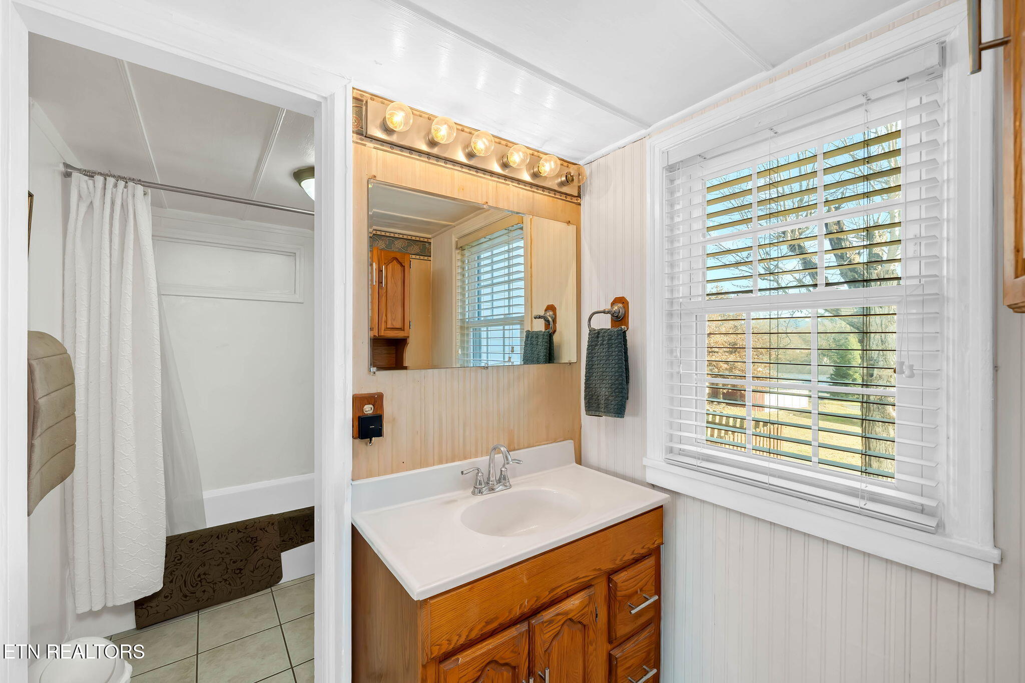 548 5th Street Newport, TN 37821 - Photo 11 of 29 11-web-or-mls-548 5th Street-11