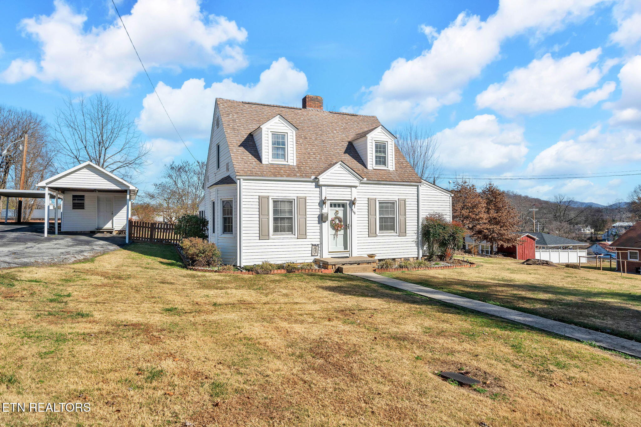 548 5th Street Newport, TN 37821 - Photo 2 of 29 2-web-or-mls-548 5th Street-2