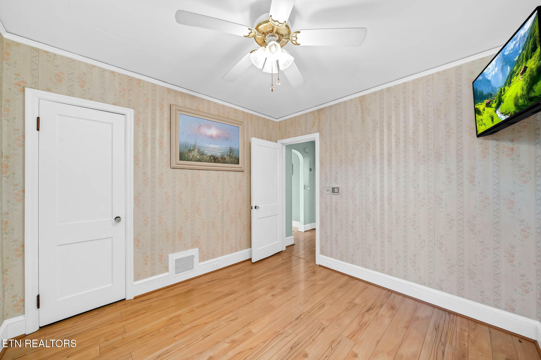 548 5th Street Newport, TN 37821 - Photo 9 of 29 9-web-or-mls-548 5th Street-9