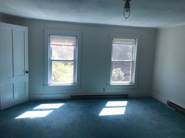 2090 Southbridge Road Warren, MA 01585 - Photo 6 of 16