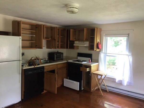 2090 Southbridge Road Warren, MA 01585 - Photo 10 of 16