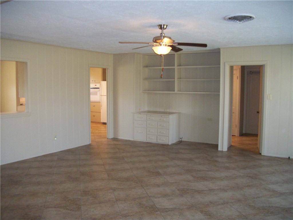 5601 Boonville Road Bryan, TX 77802 - Photo 7 of 25