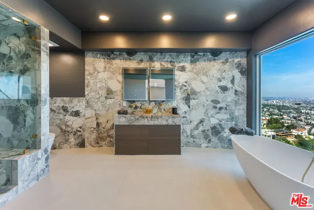 $4,100,000 | 8654 Hollywood Boulevard, Los Angeles, CA 90069