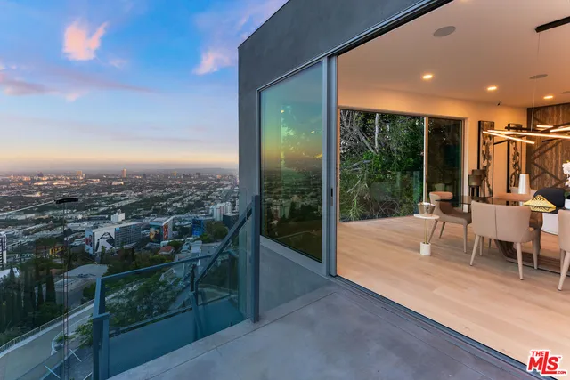 $4,100,000 | 8654 Hollywood Boulevard, Los Angeles, CA 90069