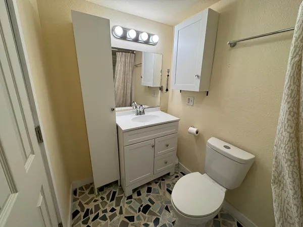 $1,100 | 1116 6th Street, San Leon, TX 77539