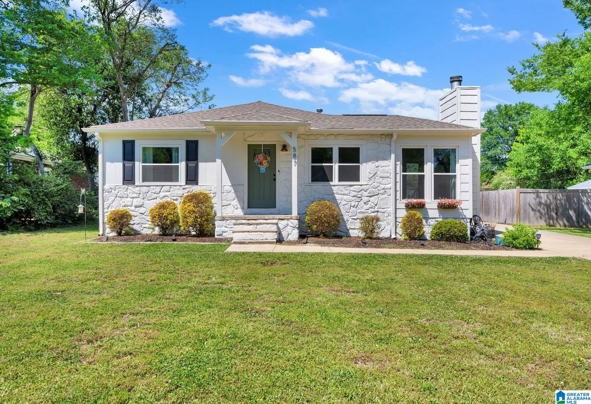 587 Springdale Road Mount Olive, AL 35117 - Photo 1 of 32