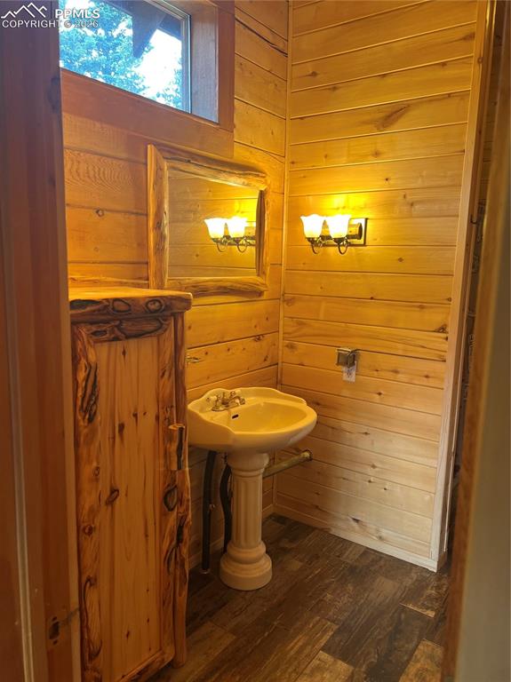 87 Thompson Road Gardner, CO 81040 - Photo 43 of 46 a bathroom with a sink and a mirror