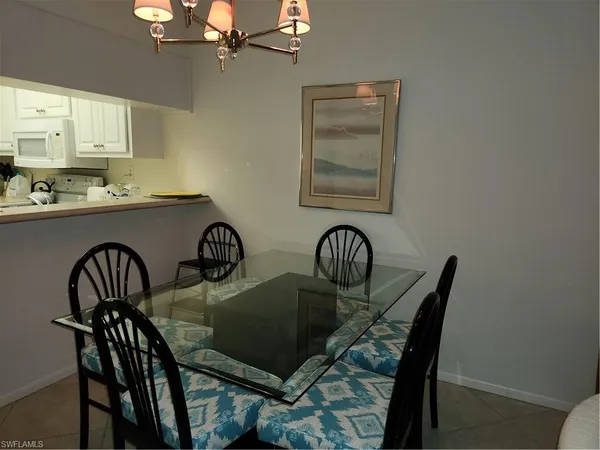 $4,600 | 3320 Olympic Drive, Unit 122, Naples, FL 34105