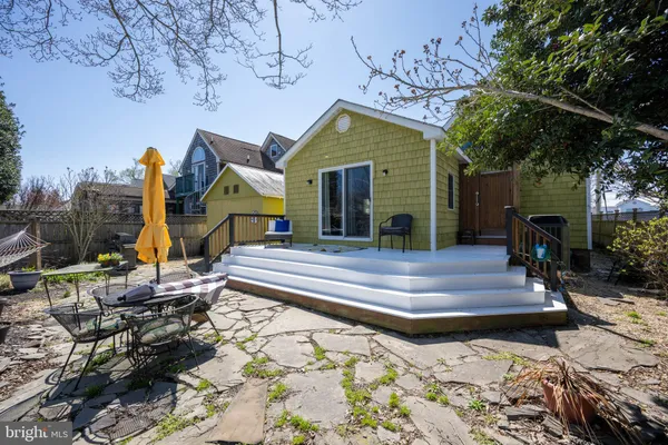 $1,150,000 | 121 Franklin Avenue, Lewes, DE 19958