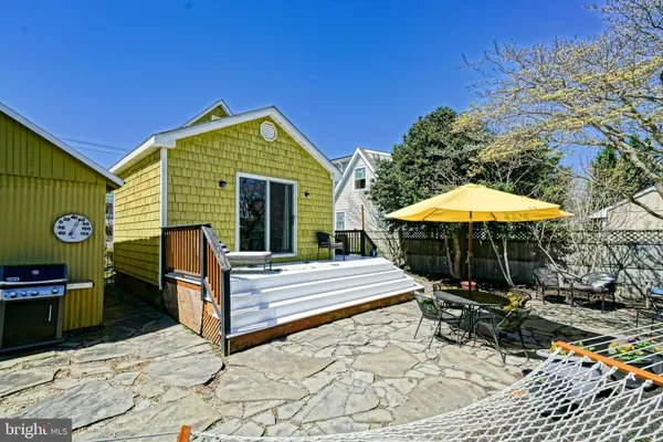 $1,150,000 | 121 Franklin Avenue, Lewes, DE 19958