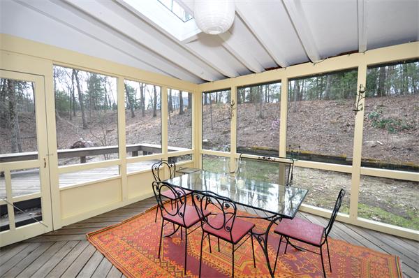 25 Jennie Dugan Road Concord, MA 01742 - Photo 8 of 12 Gallery Image 8