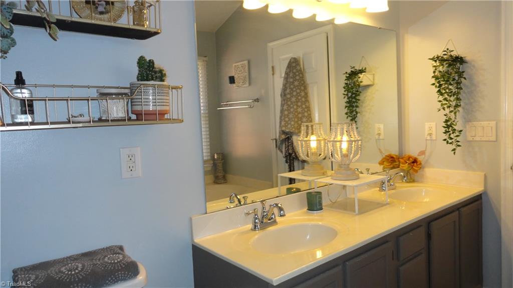 3505 Chance Road Greensboro, NC 27410 - Photo 20 of 30 Gallery Image 20