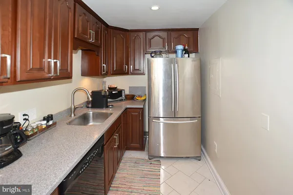 $2,150 | 2902 13th Road South, Unit 102, Arlington, VA 22204