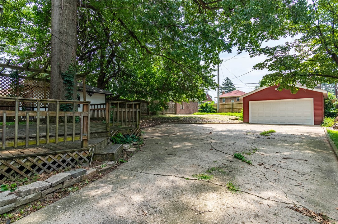 1421 Riverview Avenue Decatur, IL 62522 - Photo 4 of 5