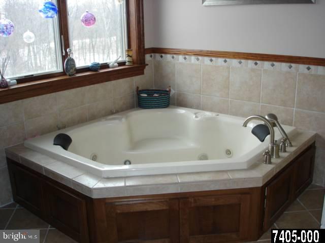 3845 Old Joseph Road York, PA 17408 - Photo 14 of 25