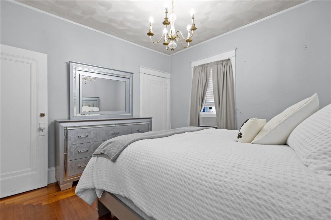 162 Merino Street Providence, RI 02909 - Photo 12 of 26