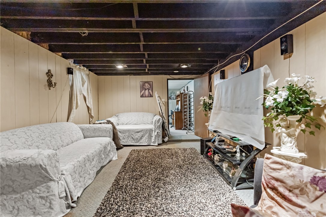 162 Merino Street Providence, RI 02909 - Photo 15 of 26