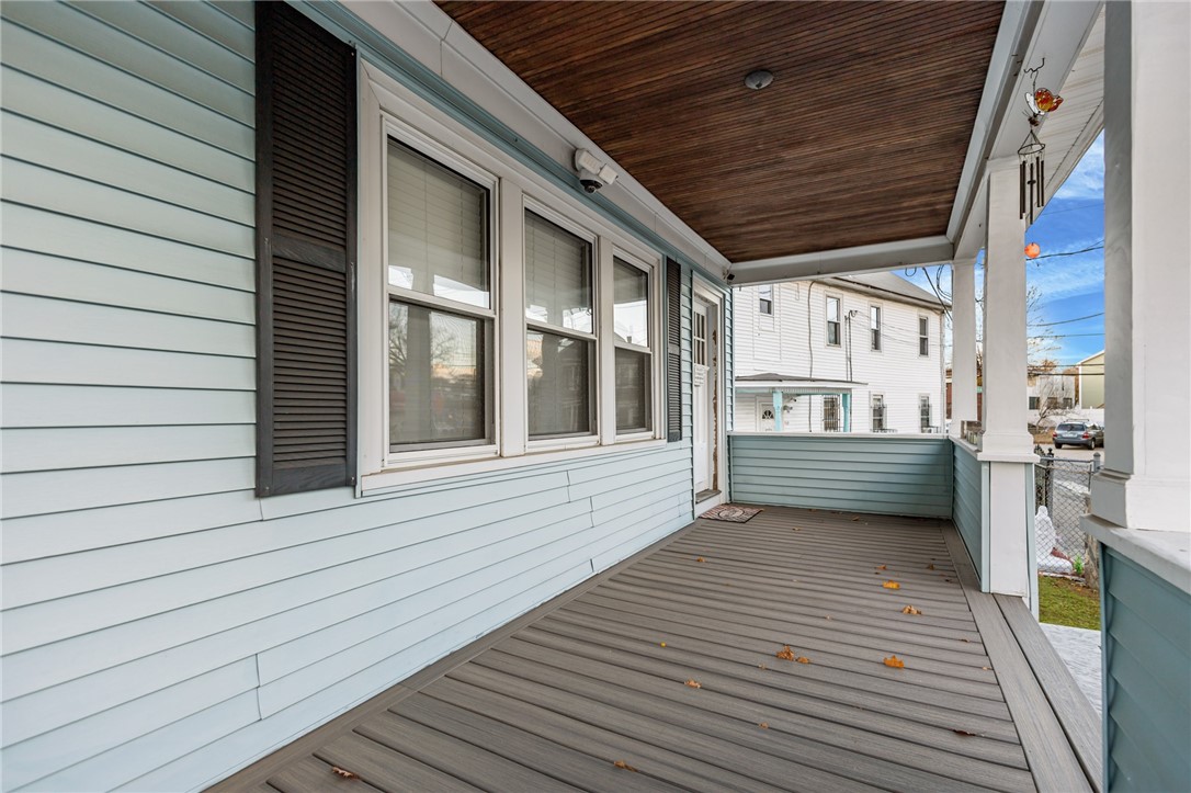 162 Merino Street Providence, RI 02909 - Photo 2 of 26