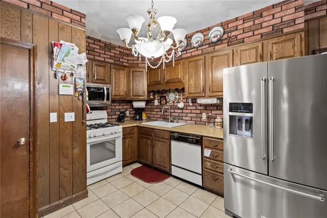 $370,000 | 162 Merino Street, Providence, RI 02909