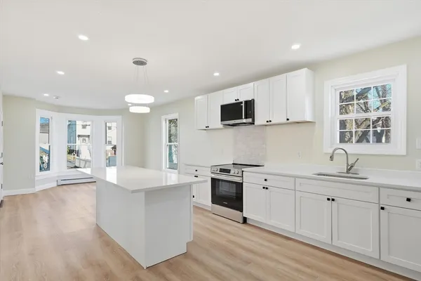 $799,900 | 6 Kimball Street, Haverhill, MA 01830