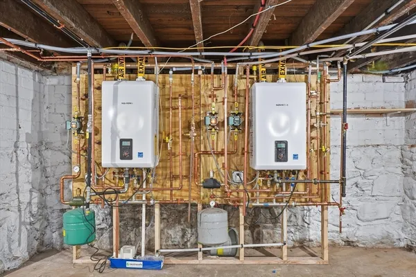 $799,900 | 6 Kimball Street, Haverhill, MA 01830