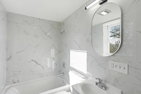 $799,900 | 6 Kimball Street, Haverhill, MA 01830