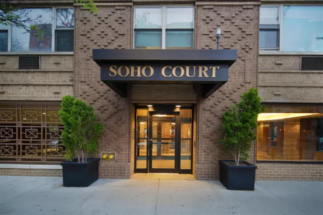 $7,095 | 301 Elizabeth Street, Unit 220 | NoHo