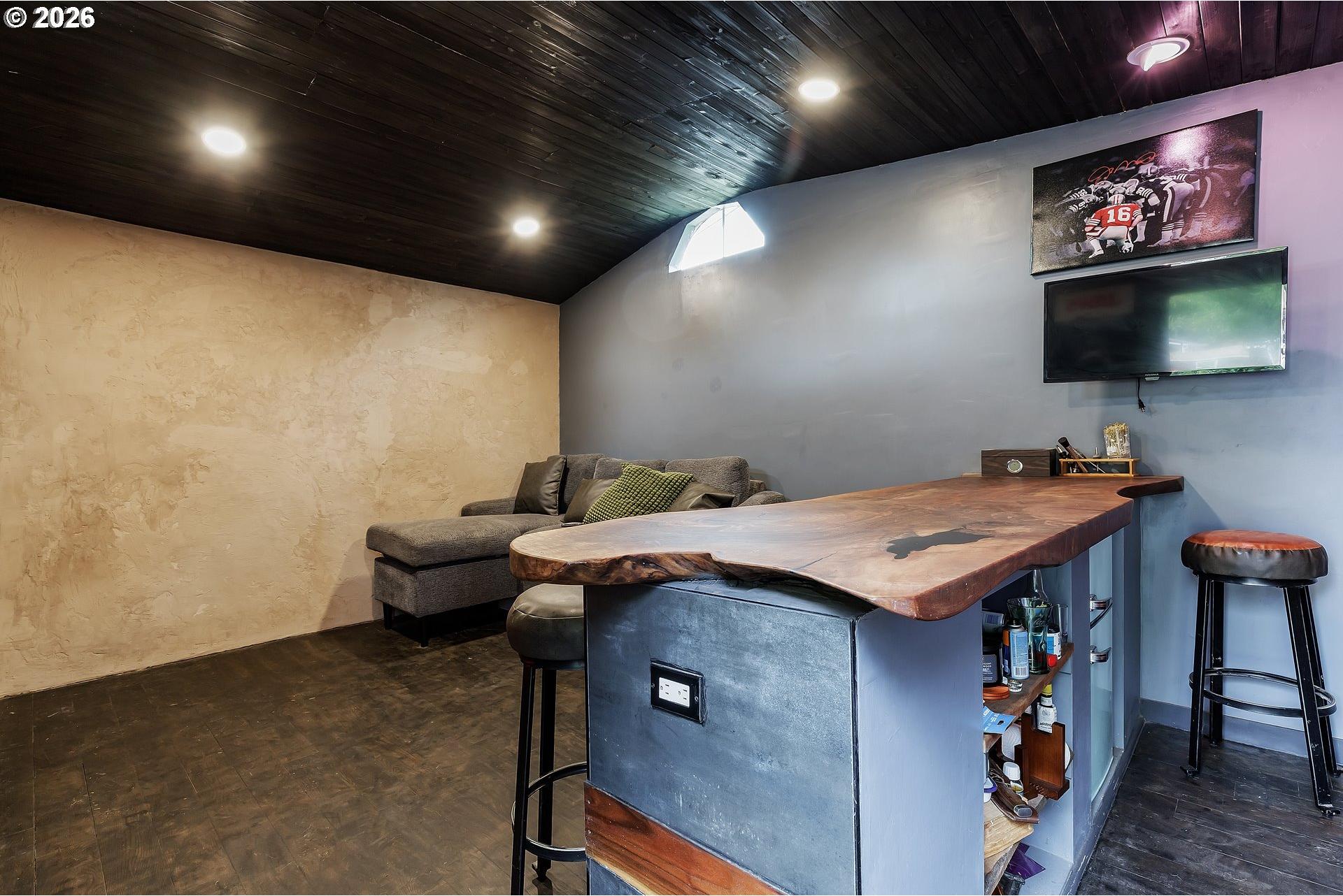 12450 Southwest Fischer Road, Unit 103 Portland, OR 97224 - Photo 30 of 38 Gallery Image 30