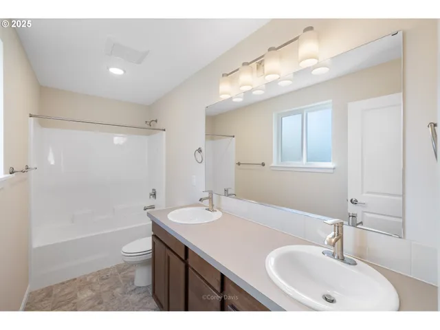 $529,000 | 11480 Fern Way, Nehalem, OR 97131