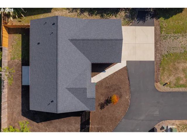 $529,000 | 11480 Fern Way, Nehalem, OR 97131