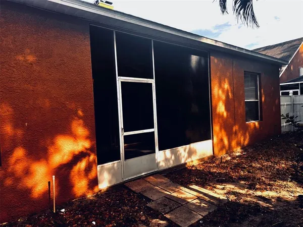 $2,800 | 14996 Hidden Oaks Circle, Clearwater, FL 33764