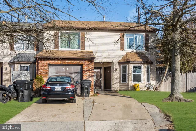 $2,200 | 54 Hopewell Lane, Unit A, Sicklerville, NJ 08081