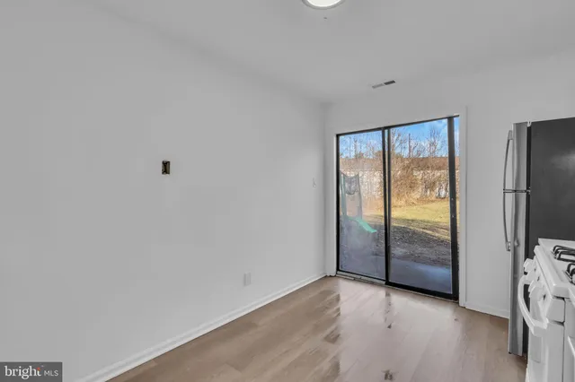 $2,200 | 54 Hopewell Lane, Unit A, Sicklerville, NJ 08081