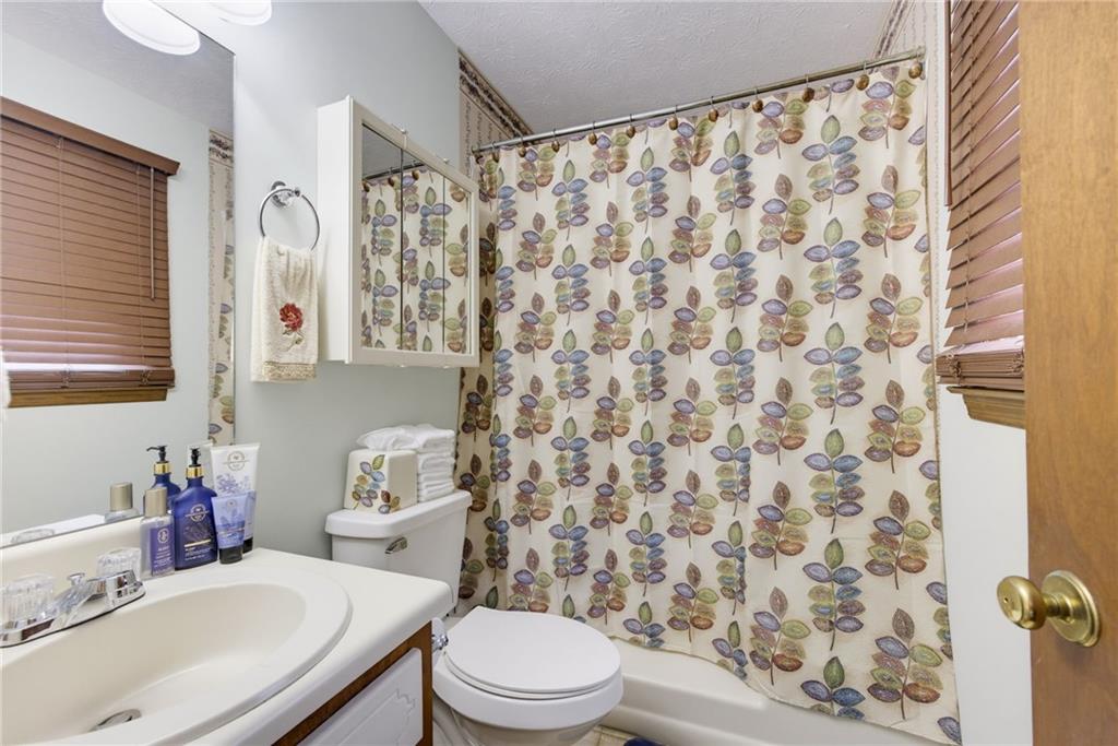 1090 Hickory Road Canton, GA 30115 - Photo 22 of 41 Gallery Image 22