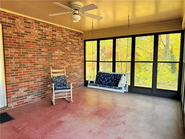 $352,000 | 100 Hillandale Road, Pendleton, SC 29670