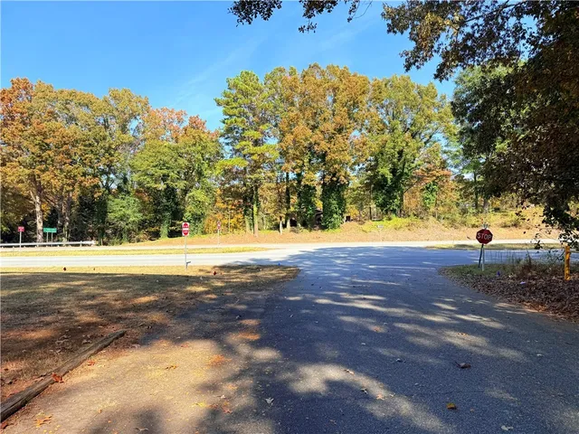 $352,000 | 100 Hillandale Road, Pendleton, SC 29670