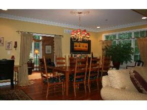 2766 Pointe Cove Road Bloomington, IN 47401 - Photo 4 of 16 Gallery Image 4