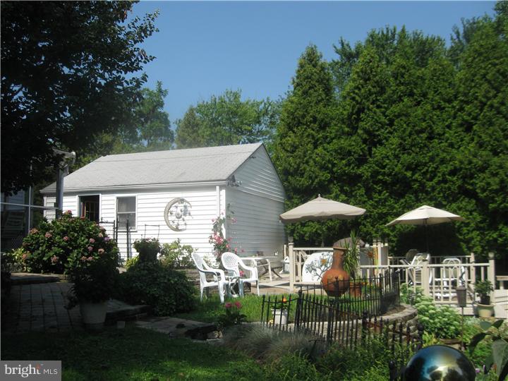 1105 Wedgewood Road Flourtown, PA 19031 - Photo 4 of 22 Gallery Image 4