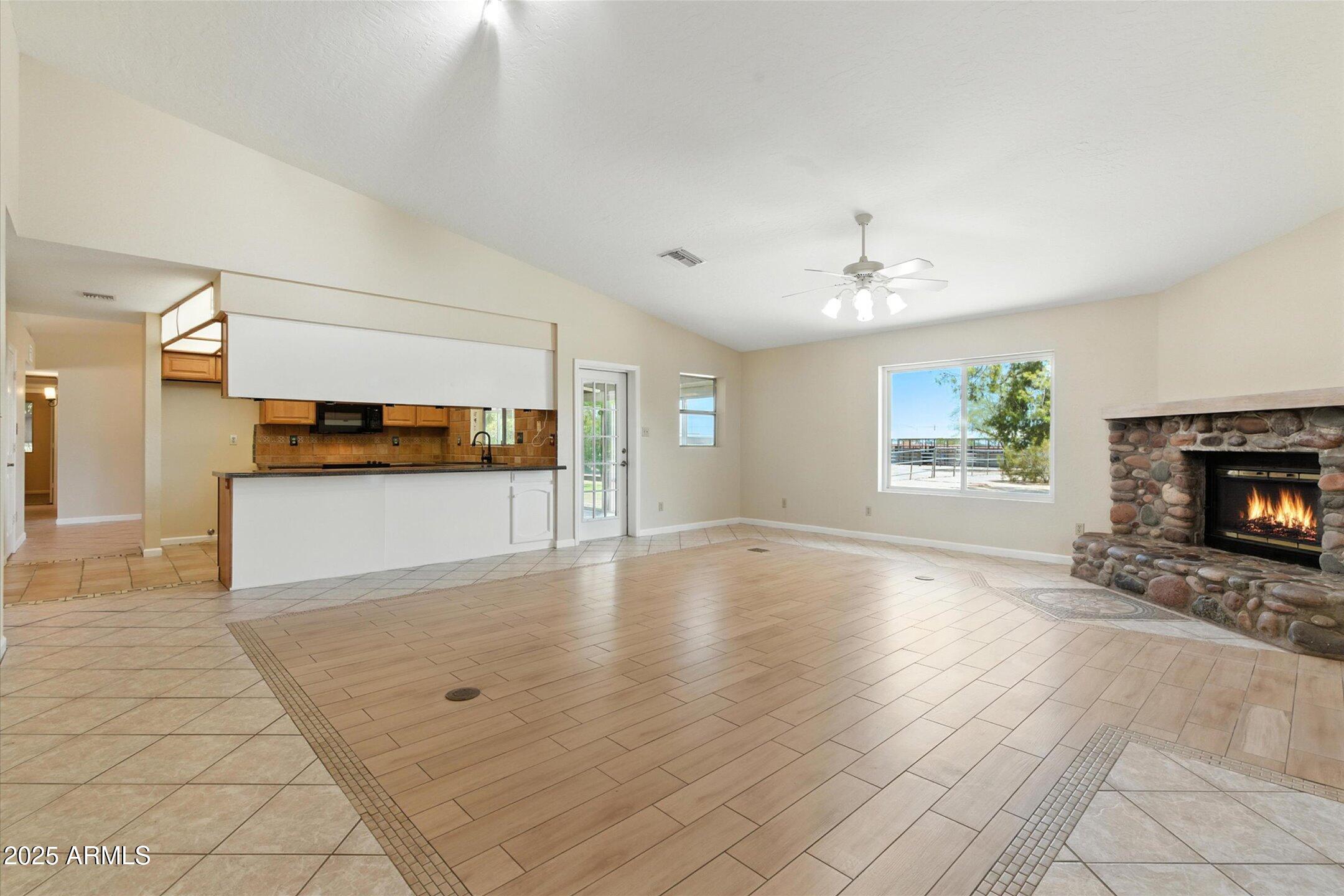 8941 East Decatur Road Mesa, AZ 85207 - Photo 17 of 84 40-image 9