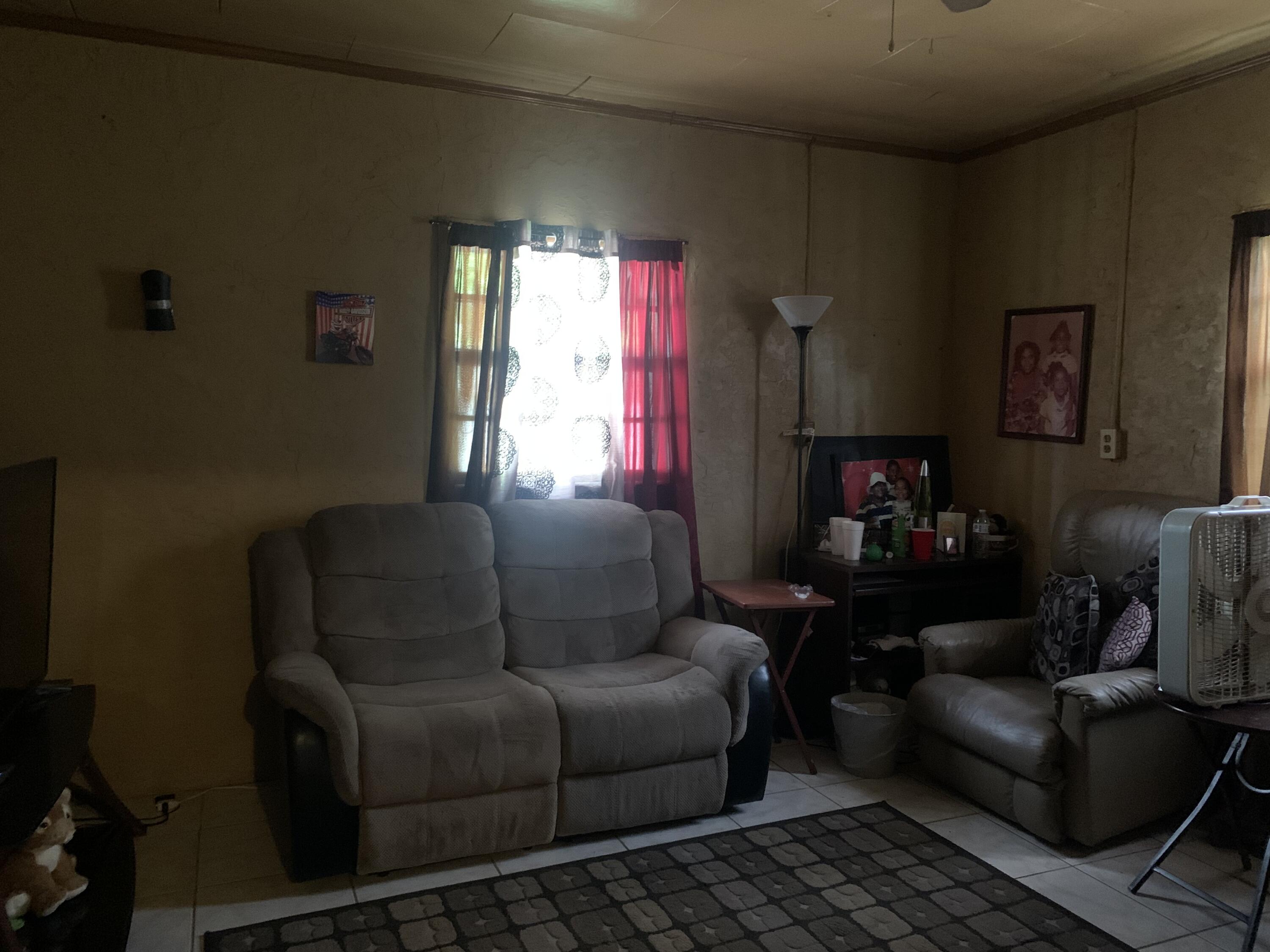 3404 Ave O Fort Pierce, FL 34947 - Photo 3 of 16 Bedroom#1