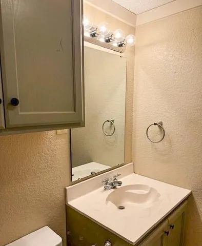 $995 | 2112 Preskitt Road, Unit A, Decatur, TX 76234