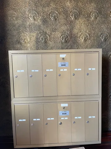 $2,300 | 241 Middle Street, Unit 8, Portsmouth, NH 03801