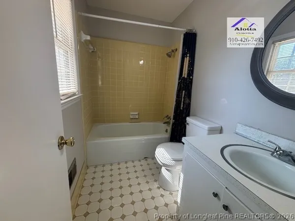 $1,490 | 1505 7th Street, Lumberton, NC 28358