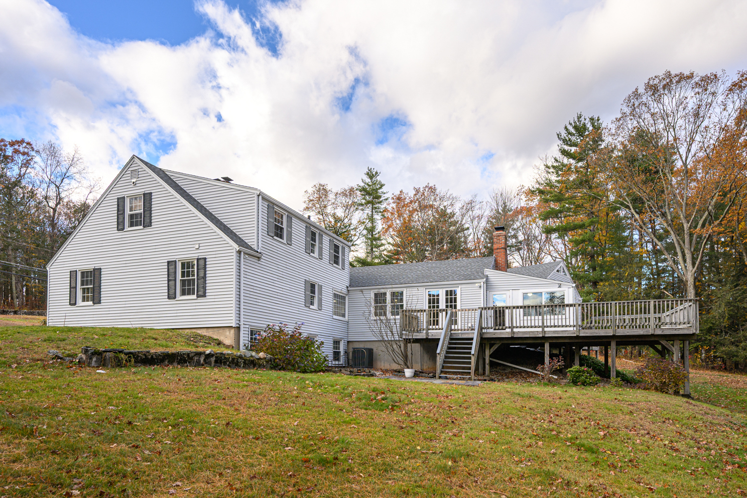 486 Deercliff Road Avon, CT 06001 - Photo 4 of 36