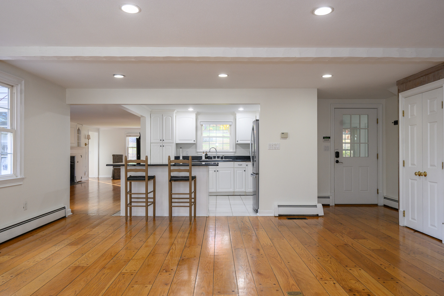 486 Deercliff Road Avon, CT 06001 - Photo 10 of 36