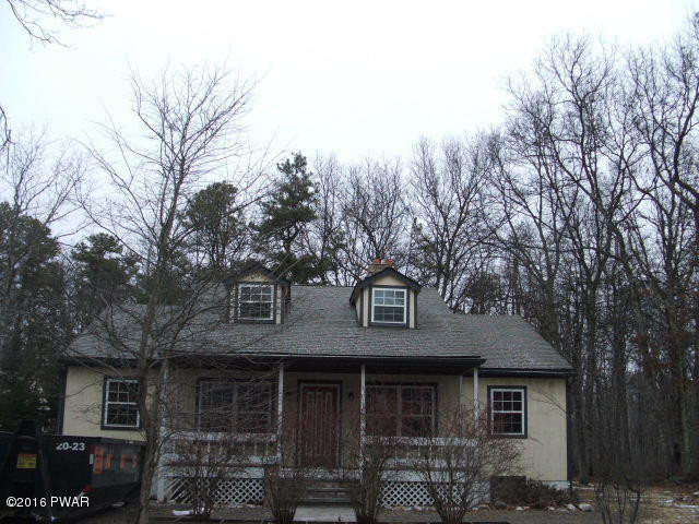 263 Doe Loop Bushkill, PA 18324 - Photo 1 of 11