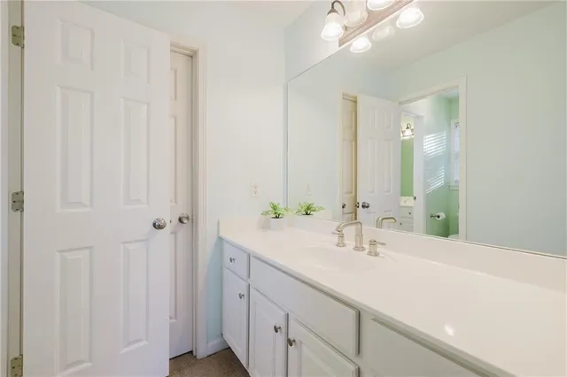 $725,000 | 5020 Hickory Hills Drive, Woodstock, GA 30188